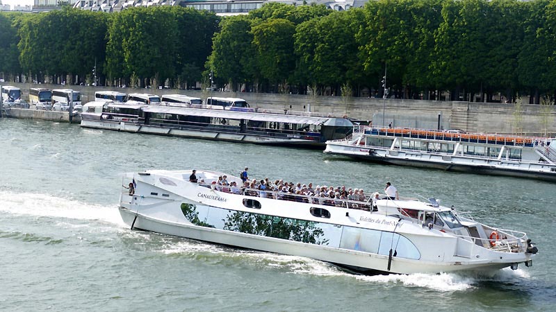 The Boats Company Les Vedettes du Pont Neuf